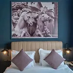 Sandora Boutiuqe Hotel 4*