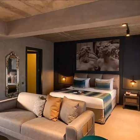 Отель Sandora Boutiuqe 4*