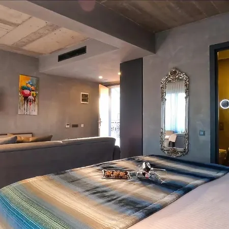 Sandora Boutiuqe Отель 4*