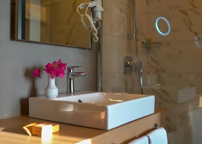 Sandora Boutiuqe Hotel 4*