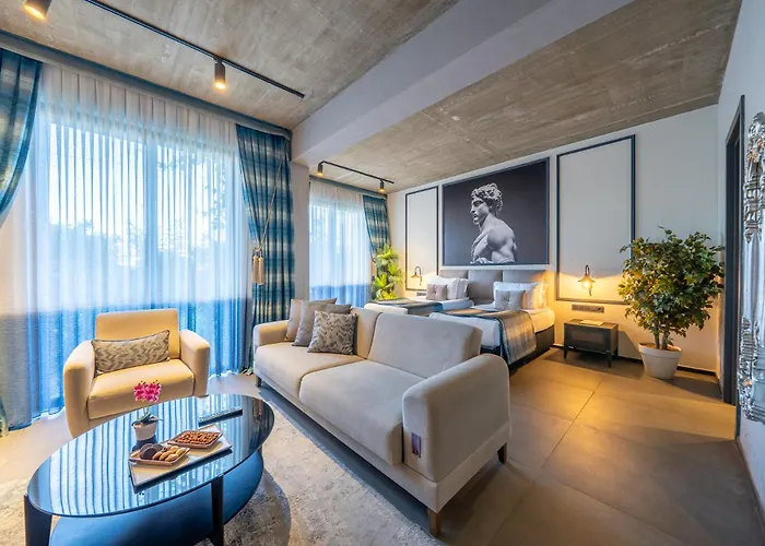 Hotel Sandora Boutiuqe 4*