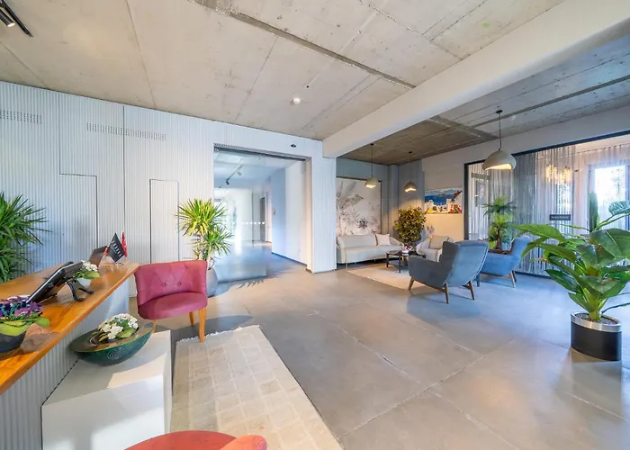 Hotel Sandora Boutiuqe 4*